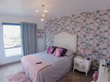 !!Se Vende Hermoso Duplex En Av. Reynaldo Vivanco Cuadra 3 - Surco!!