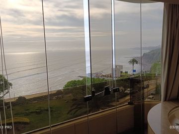 MALECON DE LA RESERVA VENTA EXCLUSIVO DEPARTAMENTO, CON EXCELENTE VISTA AL MAR