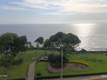 MALECON DE LA RESERVA VENTA EXCLUSIVO DEPARTAMENTO, CON EXCELENTE VISTA AL MAR