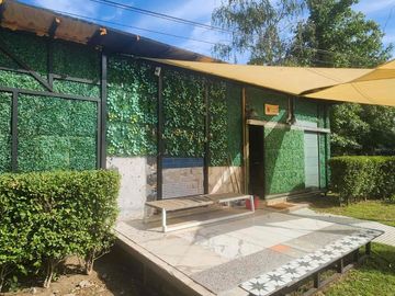 Venta parcela con Casas y plantación de arandanos