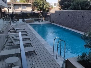 Departamento En Venta A Pasos Plaza Egaña, Casi Nuevo