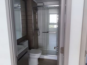 Departamento En Venta A Pasos Plaza Egaña, Casi Nuevo