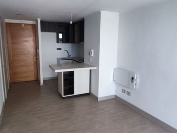 Departamento En Venta A Pasos Plaza Egaña, Casi Nuevo