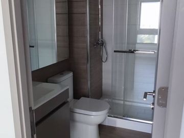 Departamento En Venta A Pasos Plaza Egaña, Casi Nuevo