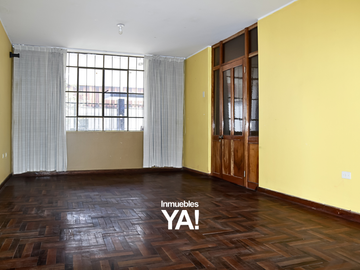 CASA DOBLE FRENTE 160 M2 AT | URB. MILLOTINGO