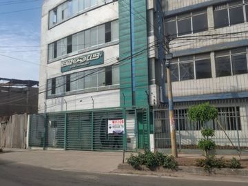 VENDO CASA DE 250M2 EN ZARATE