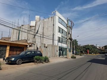 VENDO CASA DE 250M2 EN ZARATE