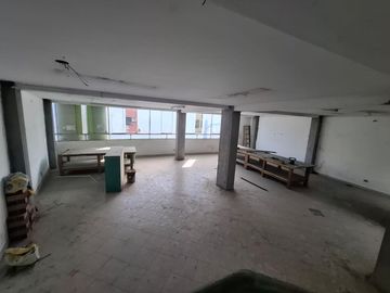 VENDO CASA DE 250M2 EN ZARATE