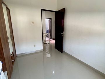 Rumah Ready Murah Hanya 3 Menit Ke Kantor Walikota Tangerang Selatan Free Furnish
