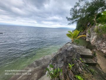 Luxury Oceanfront / Cliffside Villas for Sale  in Bil-Isan Panglao, Bohol | BOHOLANA REALTY