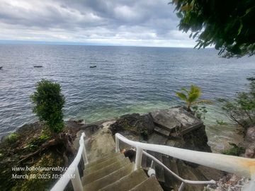 Luxury Oceanfront / Cliffside Villas for Sale  in Bil-Isan Panglao, Bohol | BOHOLANA REALTY