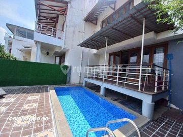 RUMAH VILLA RESORT DAGO PAKAR - KOLAM RENANG ANAK