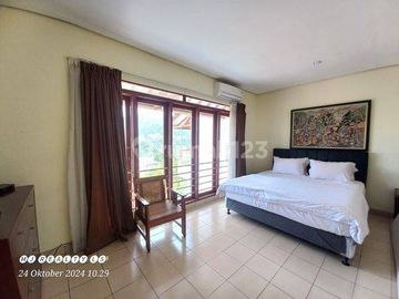 RUMAH VILLA RESORT DAGO PAKAR - KOLAM RENANG ANAK