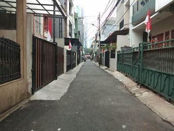 BUTUH CEPAT !!.. Kos - Kosan Murah 45 Kamar di Benhill, Jakarta Pusat hanya 14 M nego
