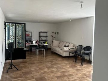 CASA EN VENTA EN EL FRACC MODELO 12 RECAMARAS