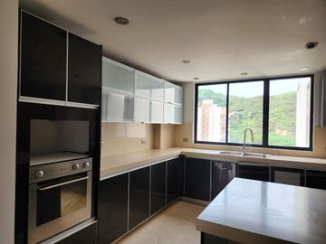 VENDO PH EN NORMANDIA AREA 565M2