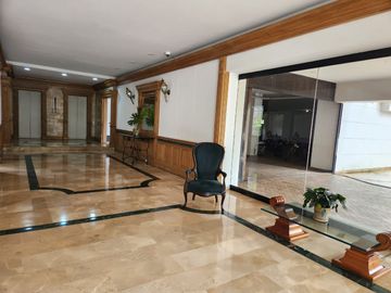 VENDO PH EN NORMANDIA AREA 565M2