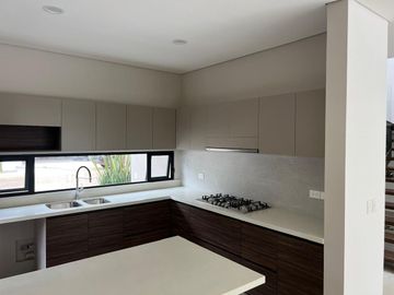 CASA en Condominio EXCLUSIVO de 7,000 m² con solo 16 lotes 📍 Fracc Real Tetela $8,750,000 Cuernavaca,Morelos