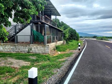 For Sale House with Land 2-0-9.6 Rai by Ping River, Near Ban Mae Soi School, Chiang Mai Location: Mae Soi Subdistrict, Chom Thong District, Chiang Mai