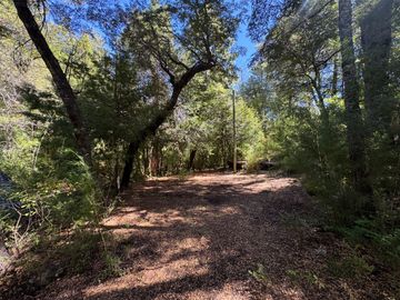 Parcela 9.700M2 con cabaña orilla de río km 62 camino Termas de Chillán