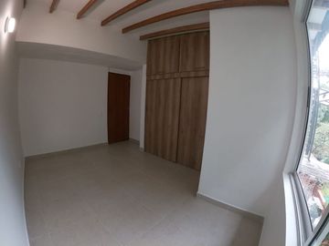 VENTA CASA CON 3  PLANTAS