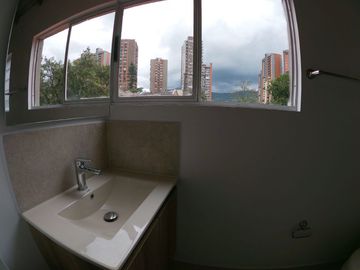 VENTA CASA CON 3  PLANTAS