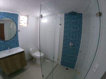 VENTA CASA CON 3  PLANTAS