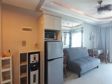 For Rent Apartment The Aspen Residence Full Furnished Near MRT South Jakarta