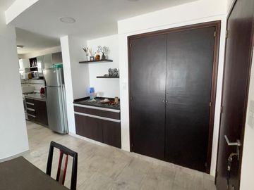 3 AMBIENTES  - VENTA - GESELL CENTRO - RECICLADO - VISTA AL MAR Y COCHERA