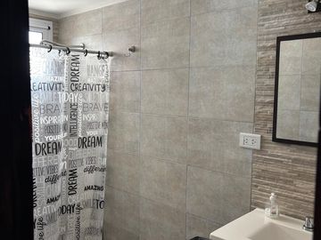 3 AMBIENTES  - VENTA - GESELL CENTRO - RECICLADO - VISTA AL MAR Y COCHERA