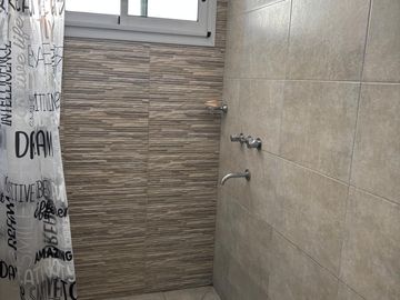 3 AMBIENTES  - VENTA - GESELL CENTRO - RECICLADO - VISTA AL MAR Y COCHERA