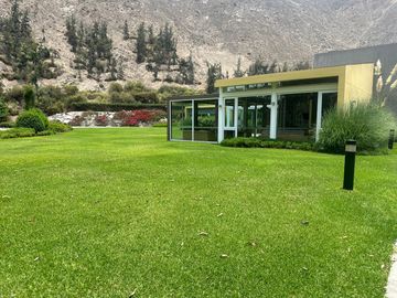 Venta de Terreno en Exclusivo Condominio La Quebrada