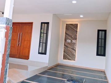 Rumah Baru di Perumahan Graha Indah Medokan Ayu Rungkut Surabaya Timur