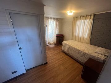 Casa Ampliada en terreno de 260 m² a pasos de Av. Portales, Maipú.