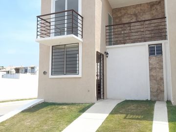 Casa de dos niveles con 3 habitaciones en fraccionamiento en Puerto Vallarta