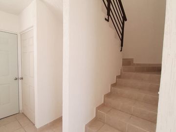 Casa de dos niveles con 3 habitaciones en fraccionamiento en Puerto Vallarta