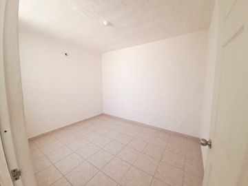 Casa de dos niveles con 3 habitaciones en fraccionamiento en Puerto Vallarta