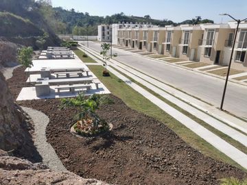Casa de dos niveles con 3 habitaciones en fraccionamiento en Puerto Vallarta