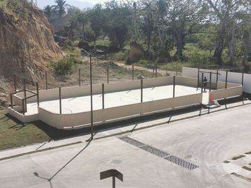 Casa de dos niveles con 3 habitaciones en fraccionamiento en Puerto Vallarta
