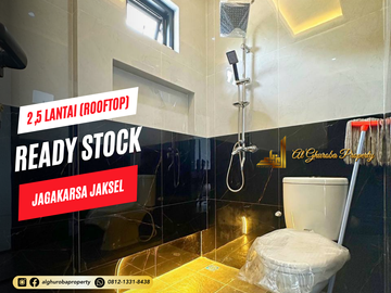 RUMAH MEWAH 3 LANTAI ADA ATTIC ROOM DAN ROOFTOP LENTENG AGUNG JAKARTA SELATAN