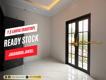 RUMAH MEWAH 3 LANTAI ADA ATTIC ROOM DAN ROOFTOP LENTENG AGUNG JAKARTA SELATAN