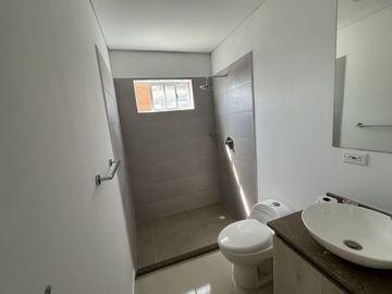 VENDO APARTAMENTO CON HERMOSA VISTA A LA CIENAGA MAYORQUIN Y A BARRANQUILLA