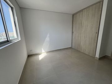 VENDO APARTAMENTO CON HERMOSA VISTA A LA CIENAGA MAYORQUIN Y A BARRANQUILLA