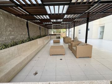 VENDO APARTAMENTO CON HERMOSA VISTA A LA CIENAGA MAYORQUIN Y A BARRANQUILLA