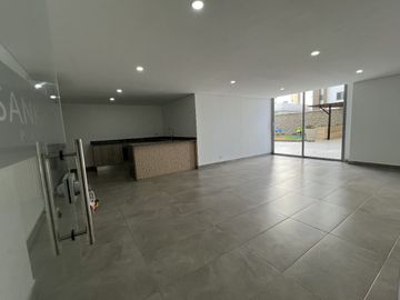 VENDO APARTAMENTO CON HERMOSA VISTA A LA CIENAGA MAYORQUIN Y A BARRANQUILLA