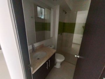 VENDO APARTAMENTO EN BARRIO LA FLORA