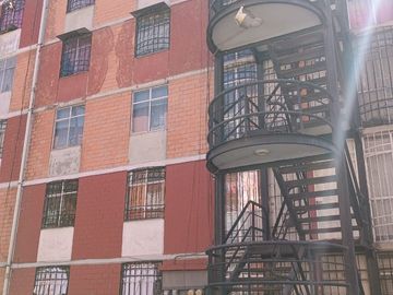 EXCELENTE OPORTUNIDAD VENTA DEPARTMENTO GUSTAVO A MADERO.