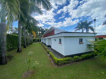 VENDO FINCA CAMPESTRE EN ARMENIA ÁREA 2.208M2