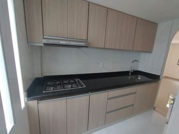 VENDO APARTAMENTO REFORMADO EN CAÑAVERALES