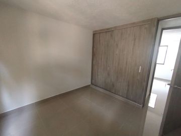 VENDO APARTAMENTO REFORMADO EN CAÑAVERALES